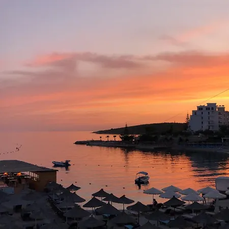 Santa Paola * Saranda