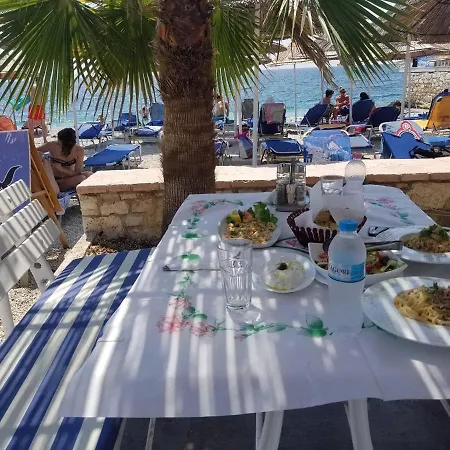 Santa Paola * Saranda