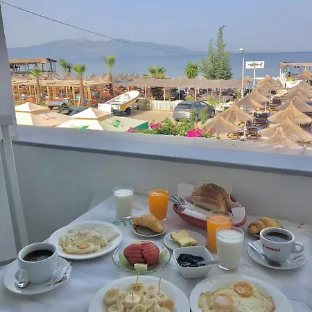 Santa Paola * Sarandë