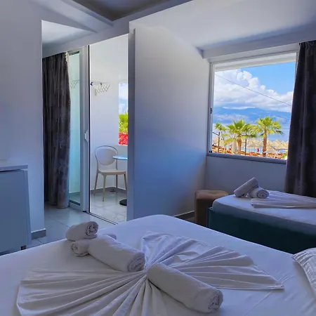 Santa Paola Sarandë